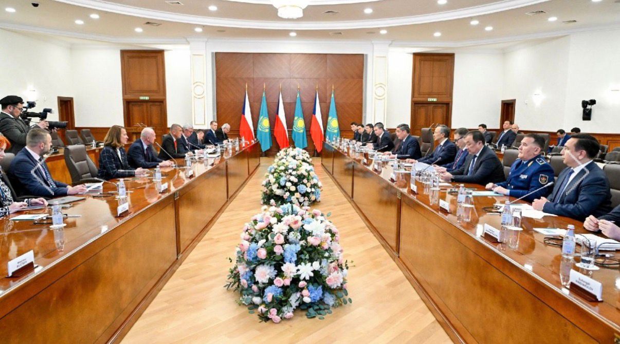 Олжас Бектенов Чехия Премьер-министрі Андрей Бабишпен екіжақты ынтымақтастықтың болашағын талқылады.