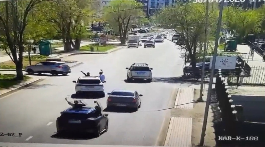 Жол қозғалысы қағидаларын өрескел бұзып, қоғамдық қауіпсіздікке қатер төндірген жүргізушілер анықталып, ұсталды