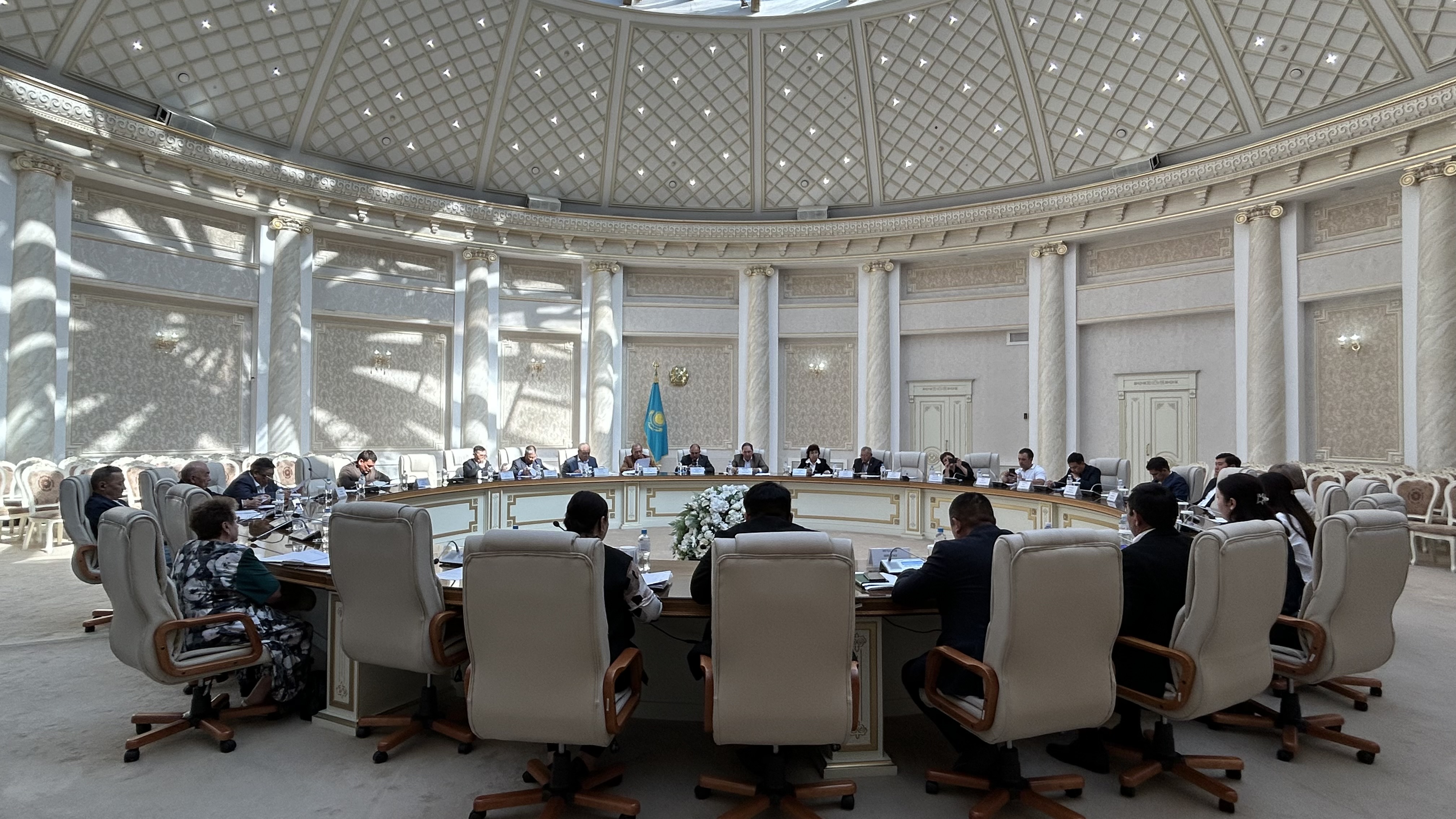 ҚР Медициналық және фармацевтикалық бақылау комитетінің Жетісу облысы бойынша департаменті Талдықорған қаласы Қоғамдық Кеңесінің кезекті №22 отырысына қатысып: Қаладағы дәрілік заттар мен препараттарға бірыңғай баға белгілеуді қамтамасыз ету жөніндегі қала дәріханалрының қызметі туралы баяндама оқылды.Қойылған сұрақтарға нақты жауап беріліп,алдағы өткізілетін жұмыстарға тоқталып өтті.