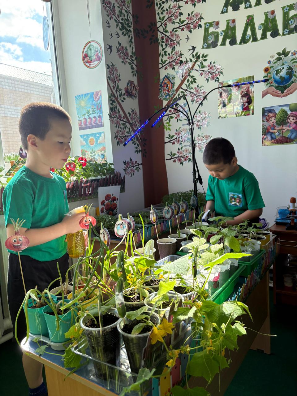 «Жасыл әлемге алғашқы қадам: балабақшадағы үлкен еңбек»