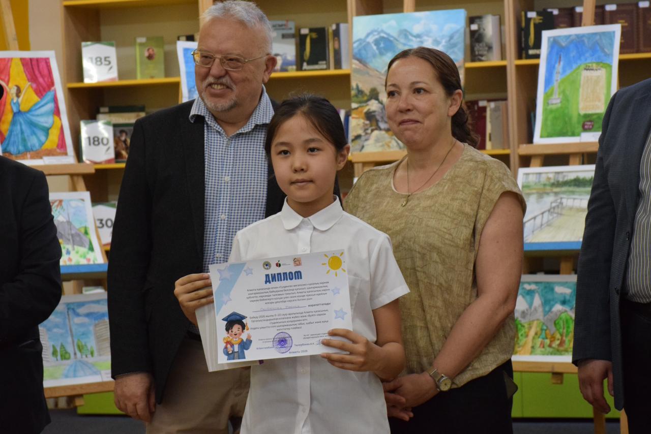 Алматыда «Гүлденген мегаполис» атты көрме өтті