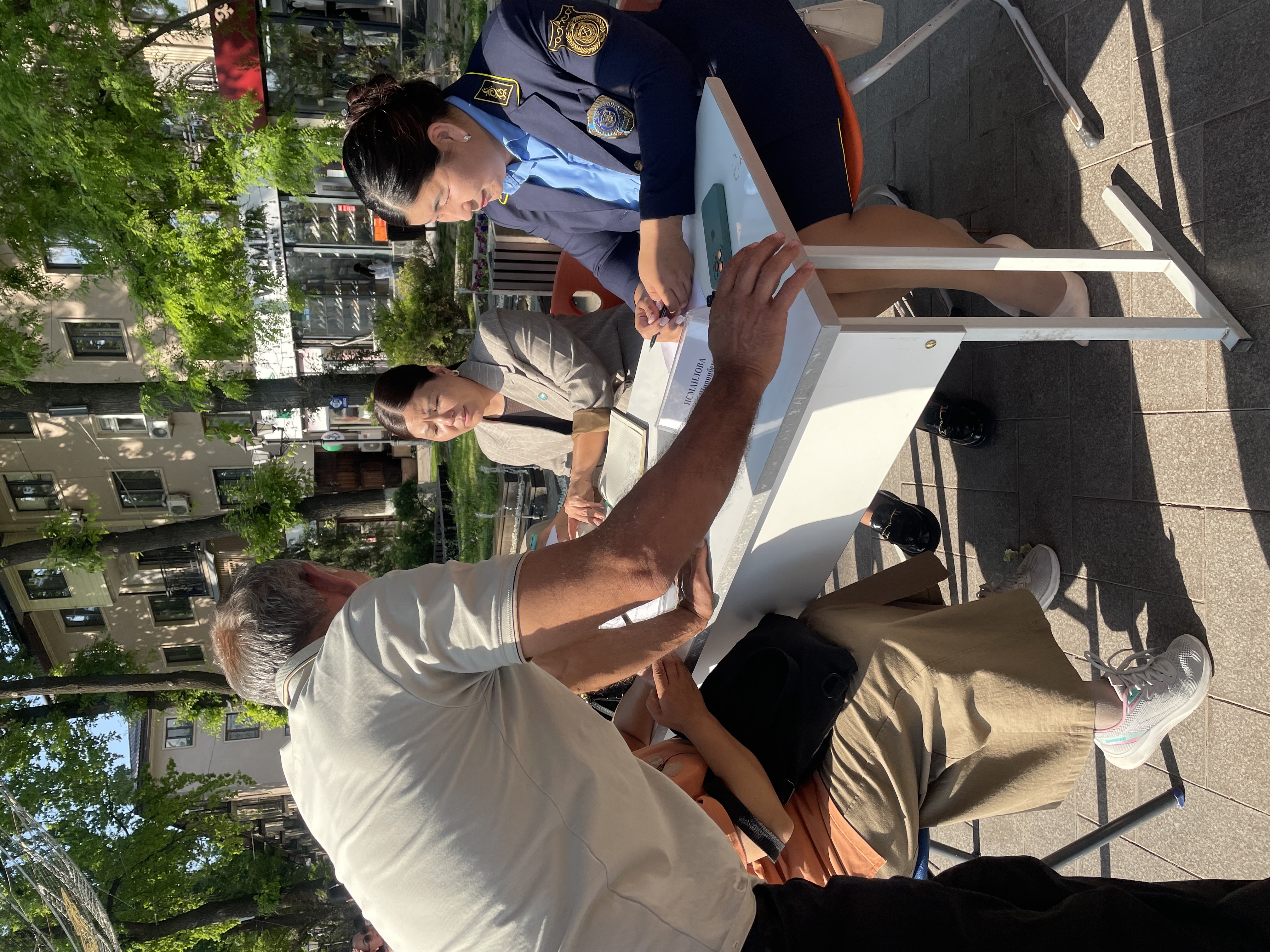 ШЫМКЕНТТЕ ТҰРҒЫНДАР ТЕГІН ЗАҢГЕРЛІК КӨМЕК АЛУДА