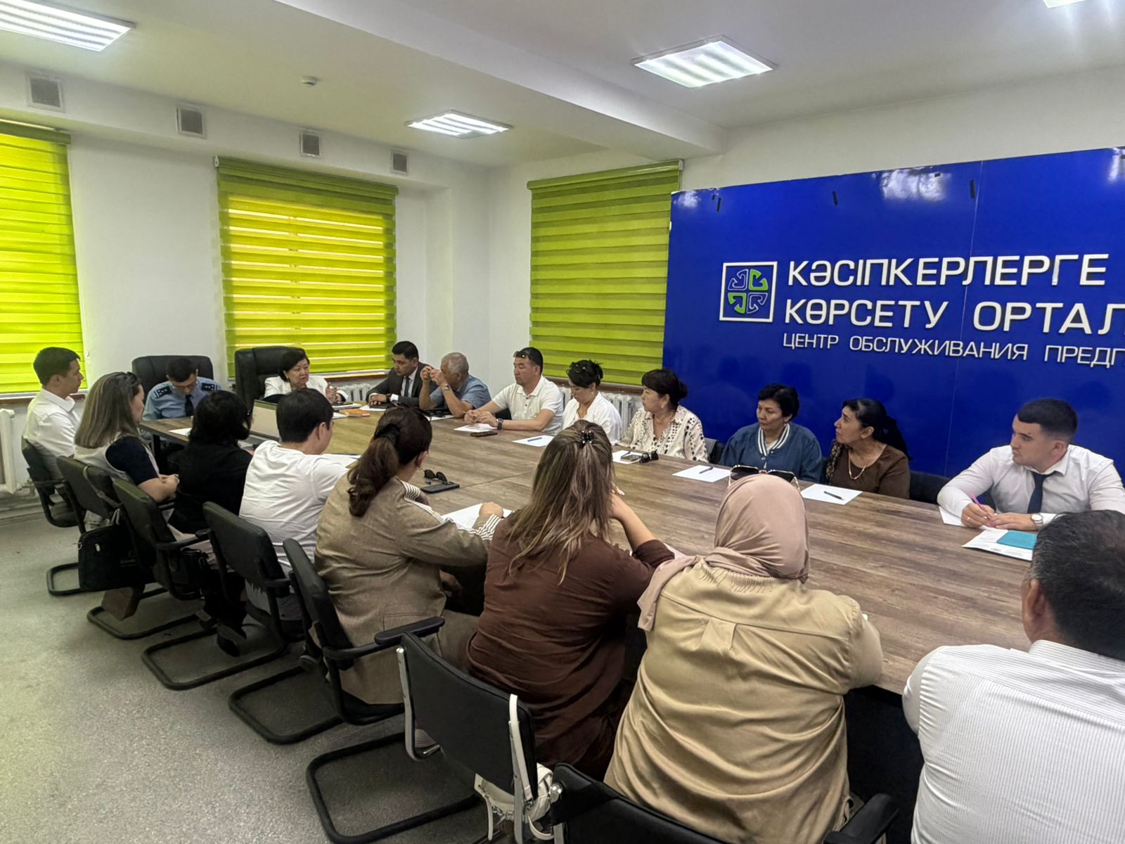 🔰 АТАМЕКЕН: ӨҢІРДЕГІ КӘСІПОРЫН ИЕЛЕРІНЕ ЖАЗАТАЙЫМ ОҚИҒАЛАРДАН МІНДЕТТІ САҚТАНДЫРУ ШАРТТАРЫ МЕН ЕҢБЕК ШАРТТАРЫН ЭЛЕКТРОНДЫ ТҮРДЕ ТІРКЕУ ТЕТІКТЕРІ ТҮСІНДІРІЛДІ