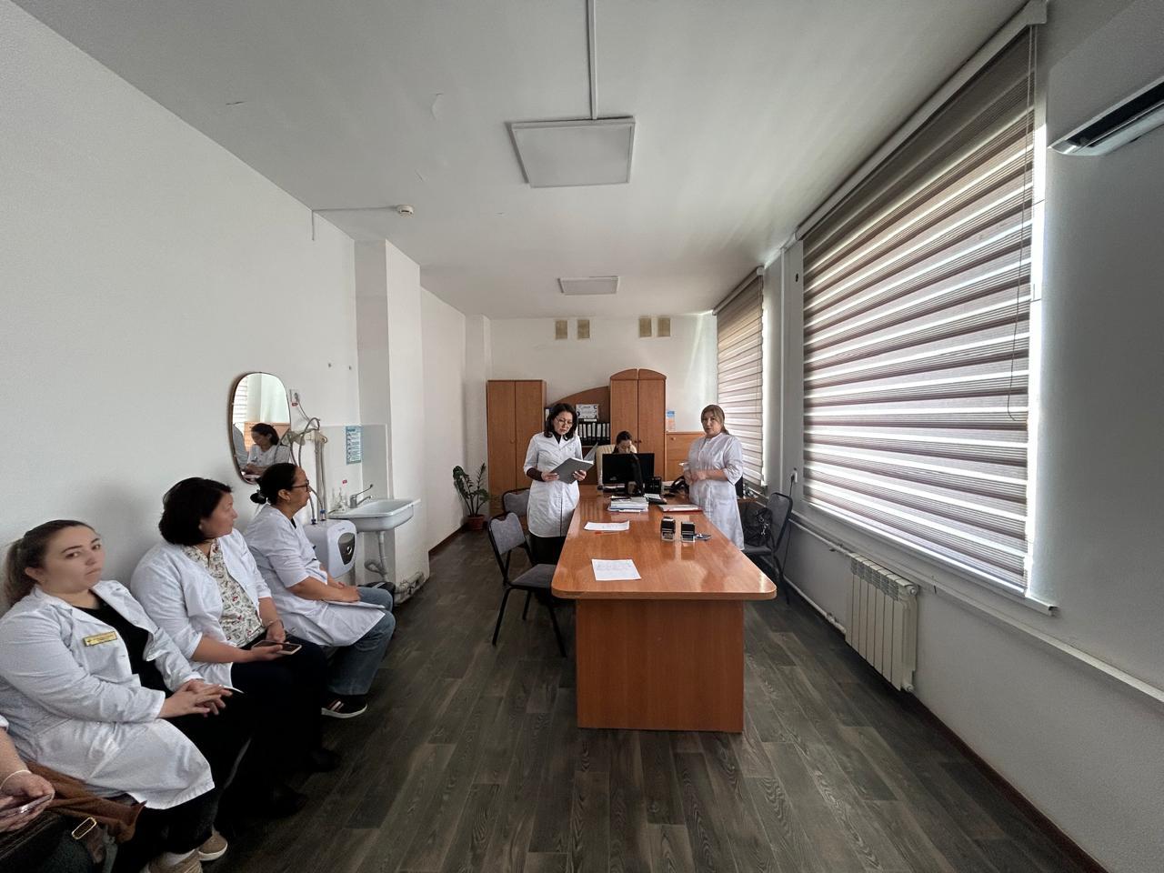 "Аягөз ауданының орталық аудандық ауруханасы"ШЖҚ КМК Абай облысы бойынша №3 медициналық әлеуметтік сараптама бөлімі бірлесіп, семинар-кеңес өткізді