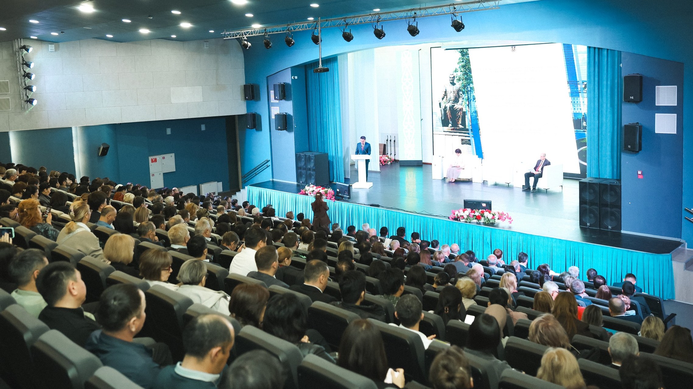 Сағынов оқулары: Қарағандыда технологиялар мен өнеркәсіптің келешегі талқылануда