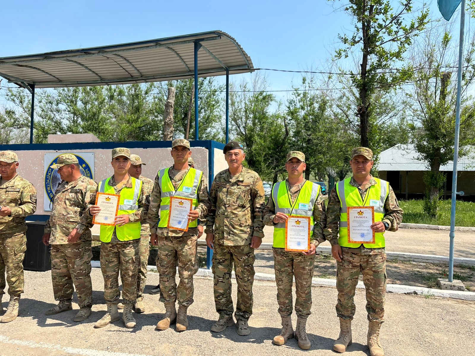 Шымкент қаласы аумақтық қорғанысынң 50120 әскери бөлімімен