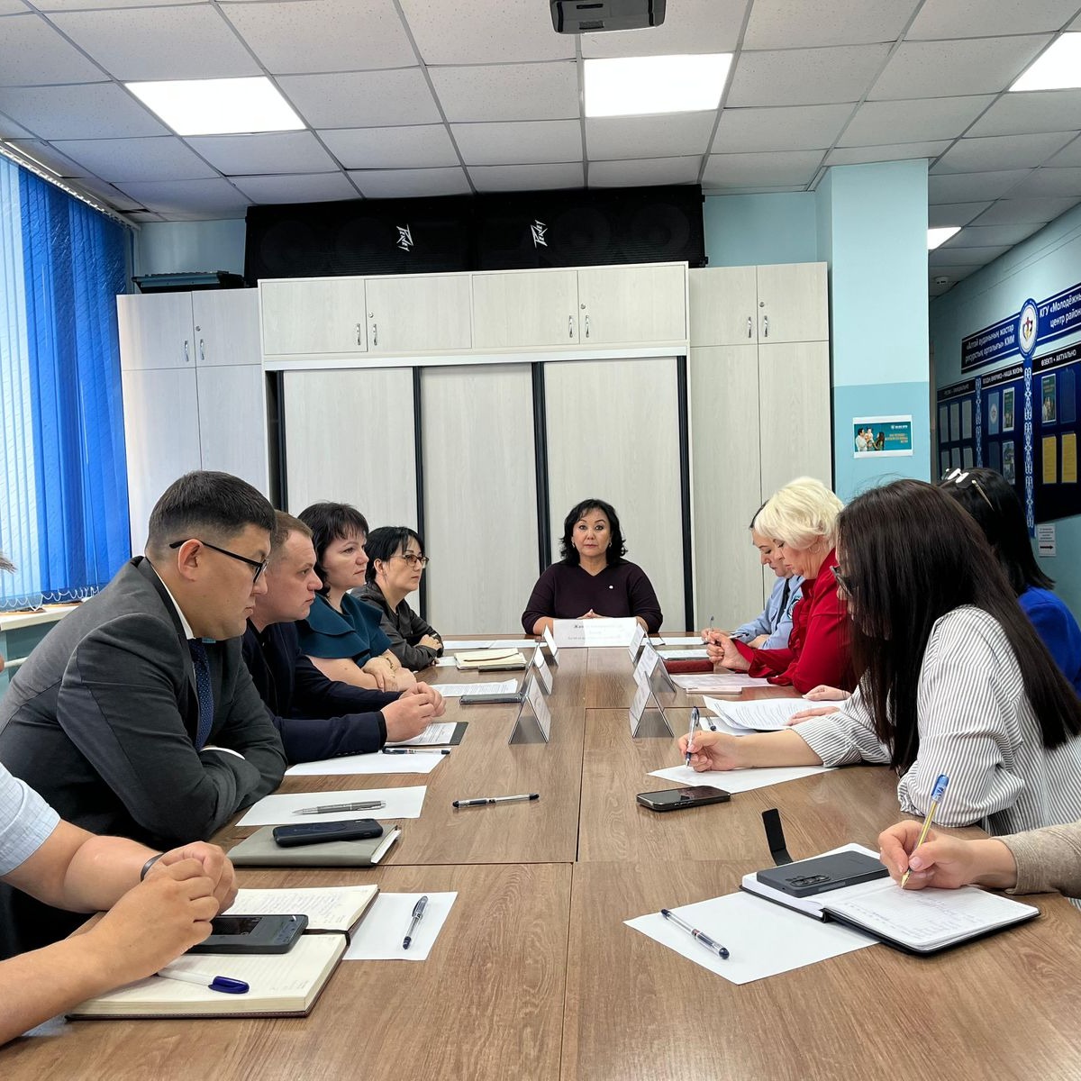 Алтай ауданы әкімдігі жанындағы Жастар ісі жөніндегі кеңестің отырысы