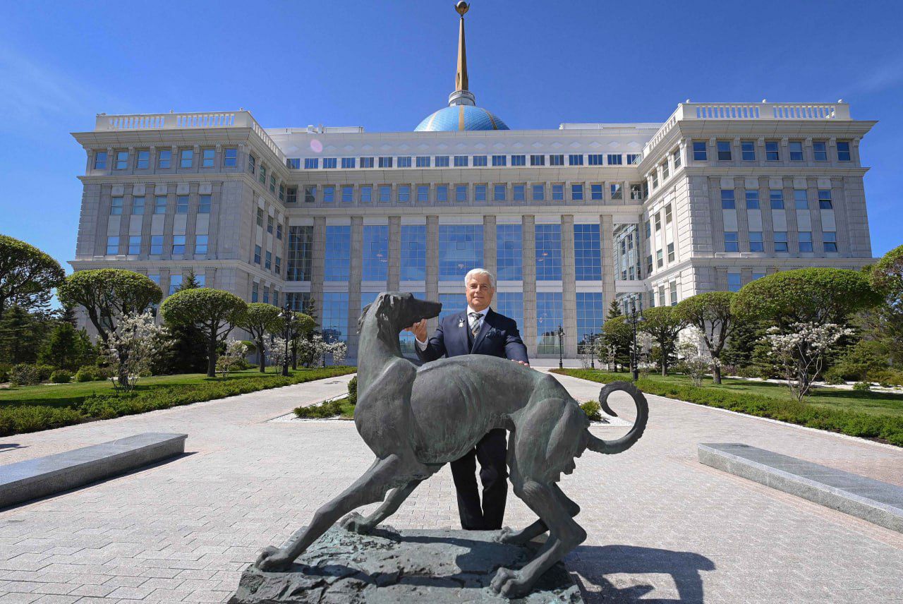 Тамаш Яккель, Халықаралық кинология федерациясының президенті