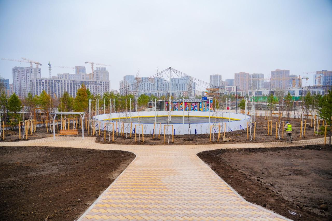 Жаңа стандарттар: Астанада құрылысшылар қоғамдық кеңістіктер салып жатыр