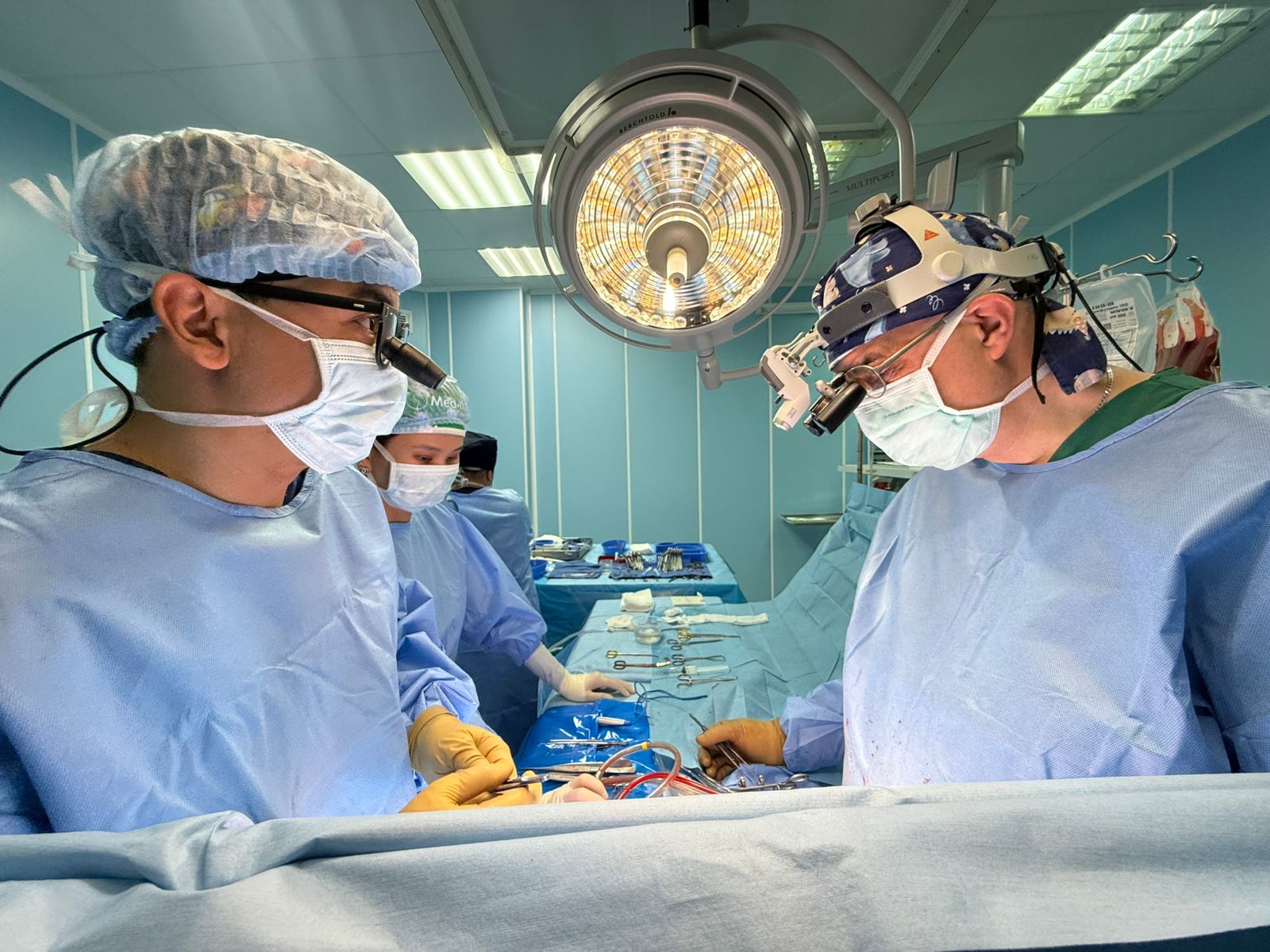 Ақтөбеде 13 балаға күрделі жүрек отасы жасалды