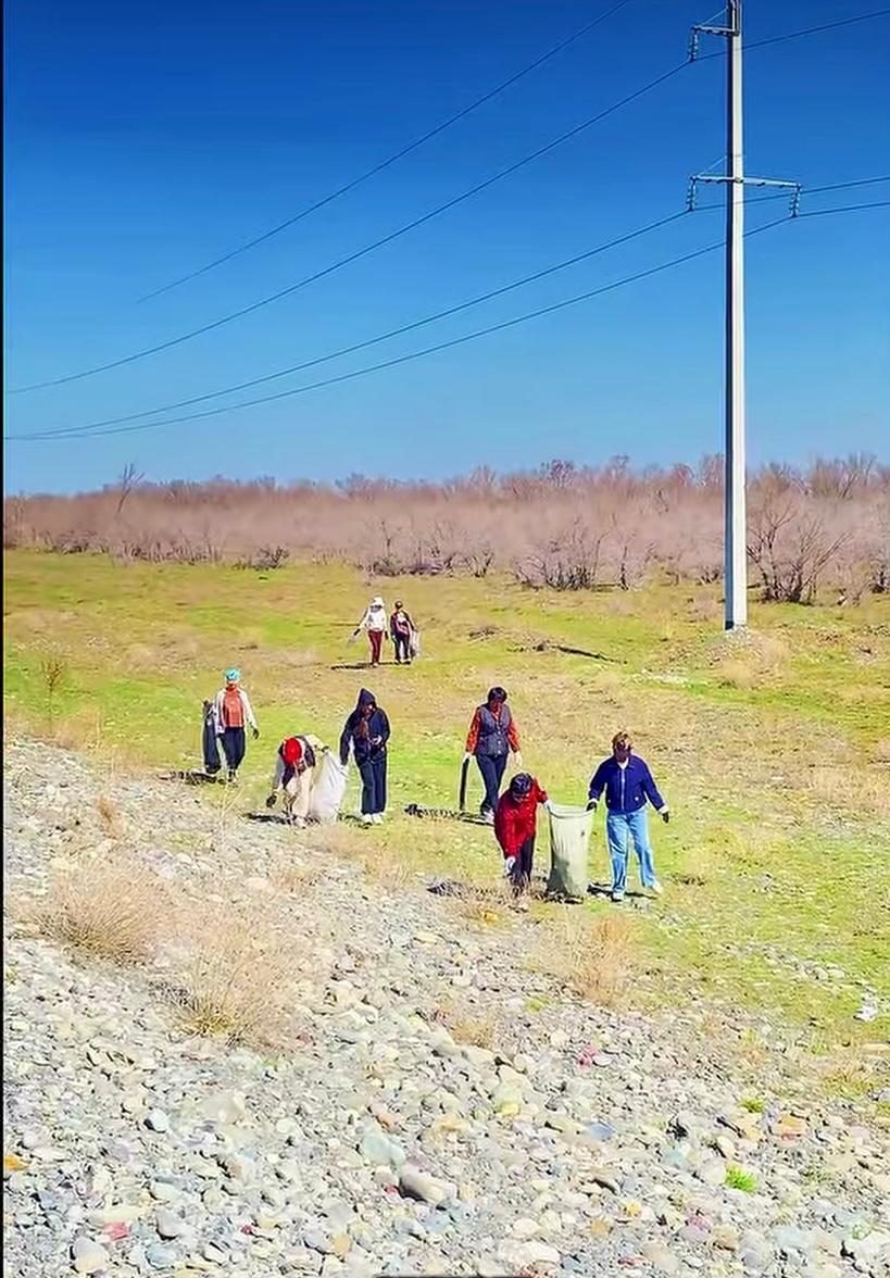 Таза Қазақстан: Алакөл ауданында ауқымды сенбілік өтті