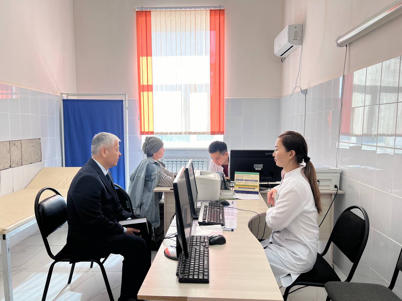 «Әр адамның денсаулығы – оның заңды құқығы» тақырыбында құқықтық қабылдау өткізді