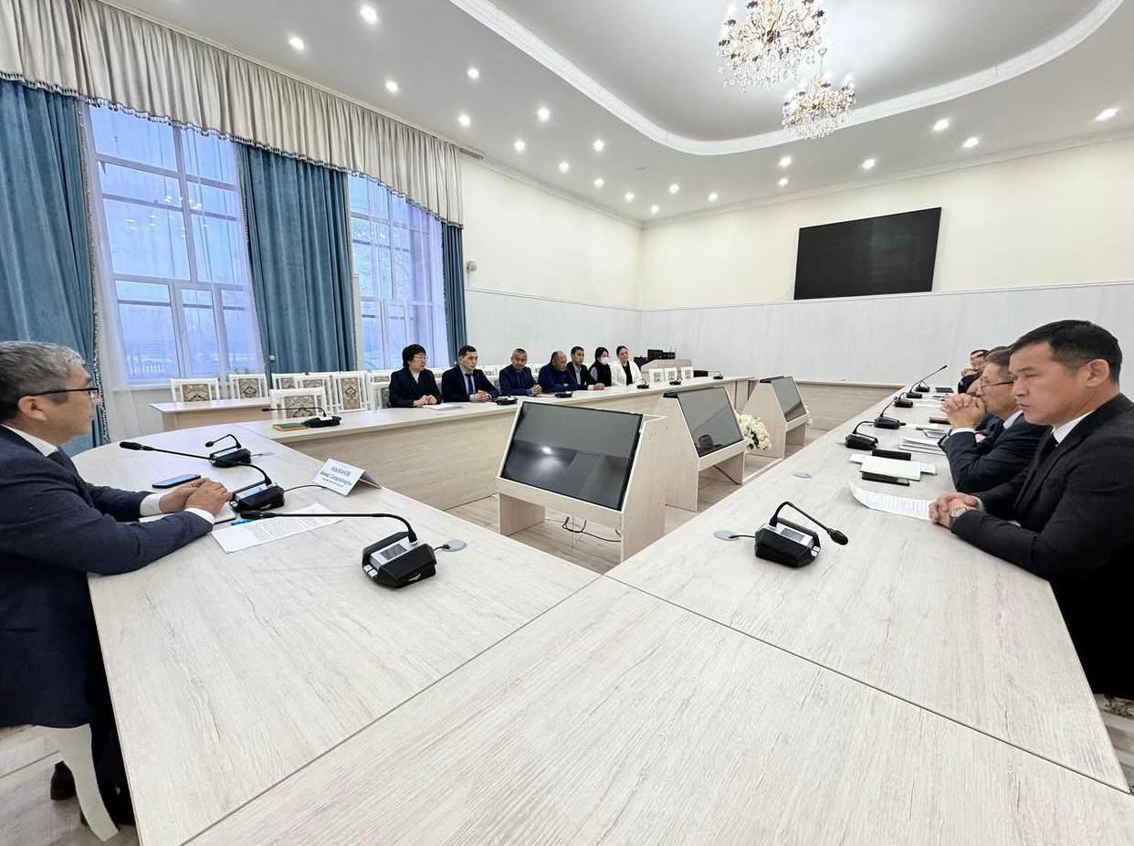 Мемлекеттік қызметшілерінің әдеп кодексінің нормаларын сақтау, ойын мекемелерінде құмар ойындарға бәс тігуге қатысу және қызметтік автокөліктерді мақсатсыз пайдалануға жол бермеу туралы