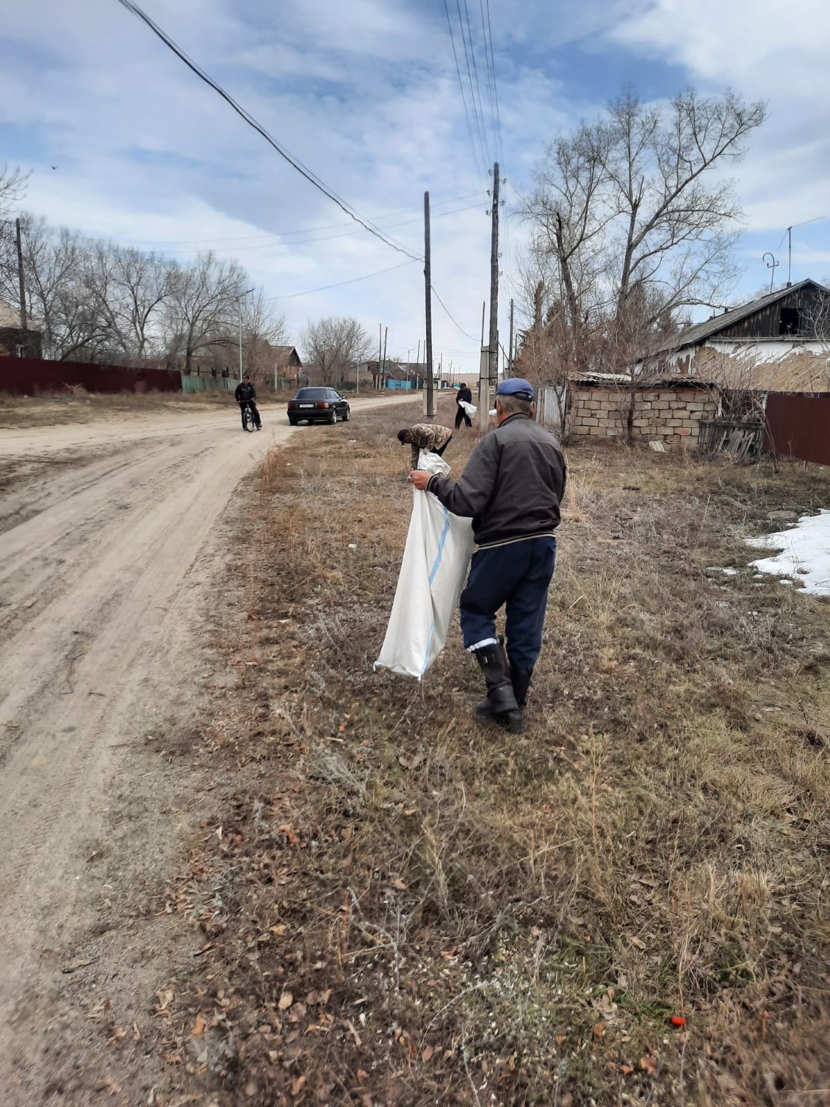 Округ бойынша «Таза Қазақстан» акциясы аясында аумақтарды санитарлық тазалау жұмыстары басталды