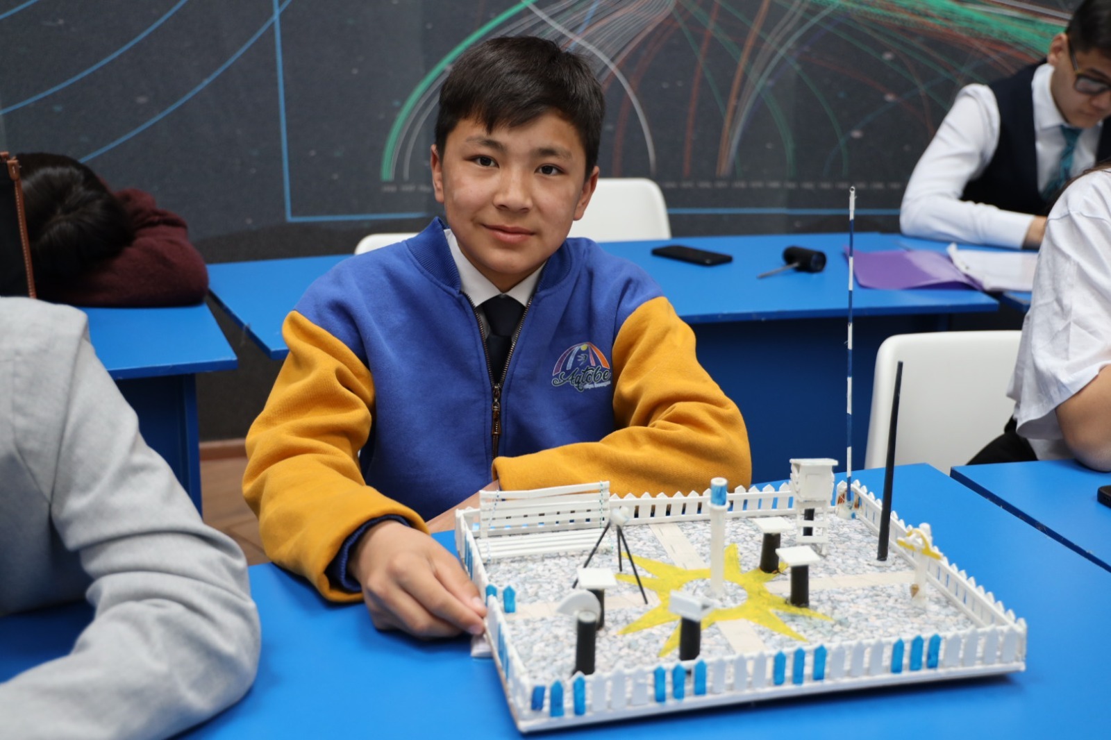 9-11 (12)-сынып оқушыларына арналған «Ғылым әлемін ашамыз» ғарыштық зерттеулер бойынша халықаралық ғылыми конкурс басталады