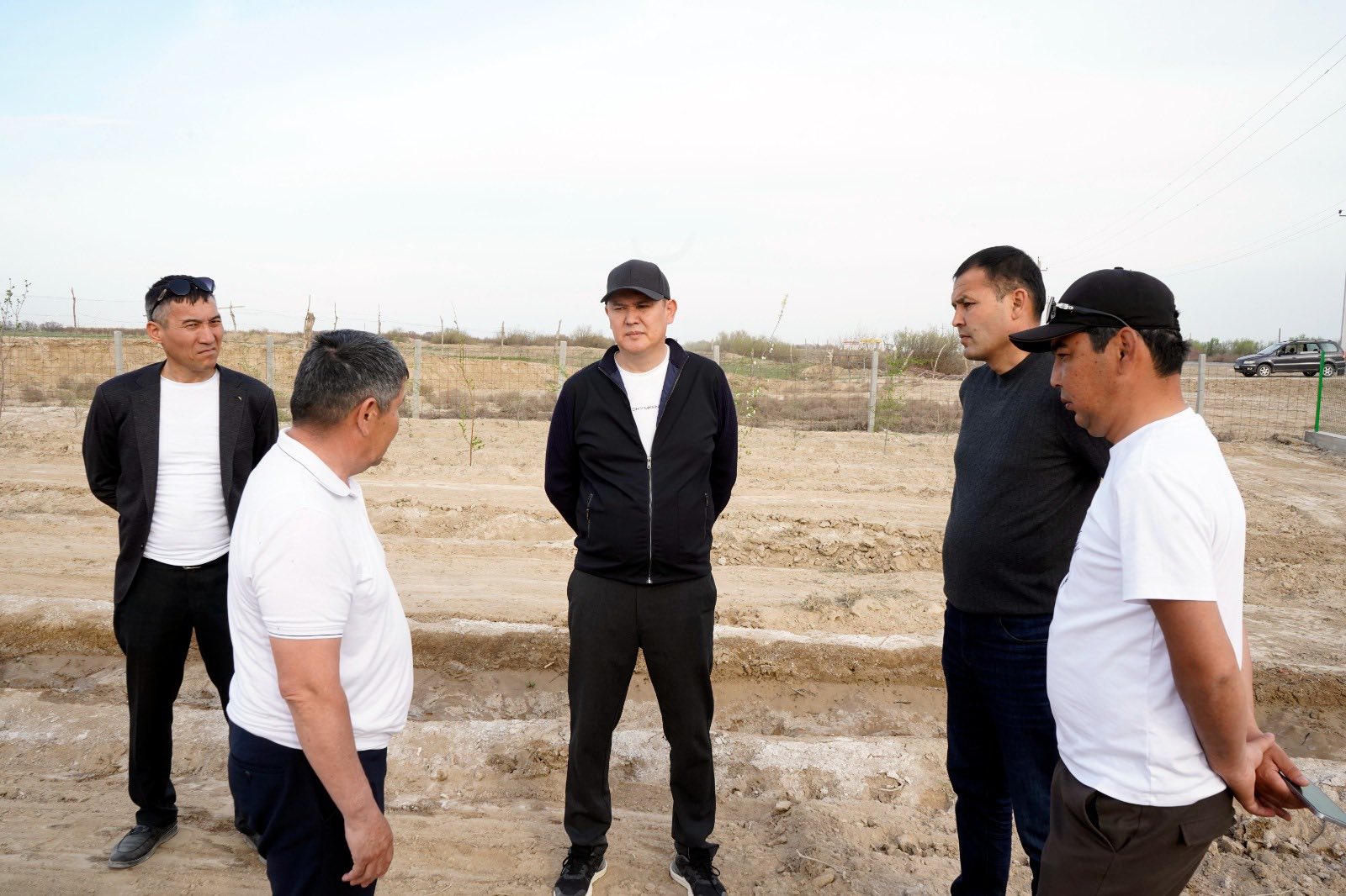 АУЫЛ ЖАСТАРЫ АУЫЛДЫҢ КӨРКЕЙУІНЕ АТСАЛЫСУДА