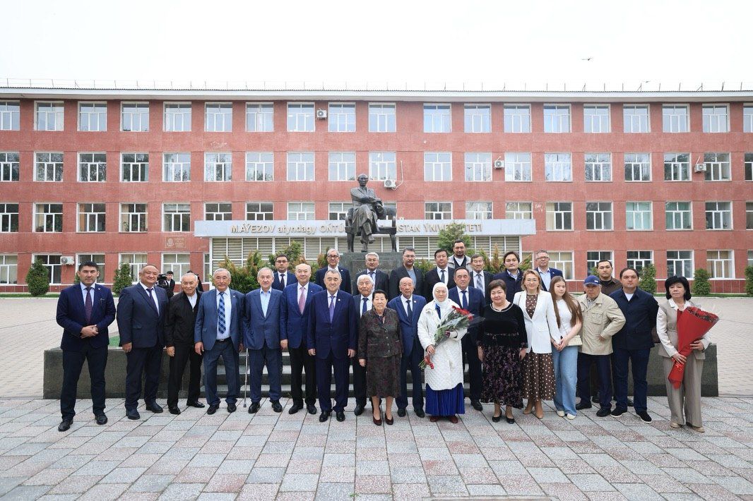 ӘУЕЗОВ УНИВЕРСИТЕТІНДЕ СЕРІКЖАН СЕЙІТЖАНОВ АТЫНДАҒЫ МӘЖІЛІС ЗАЛЫ АШЫЛДЫ