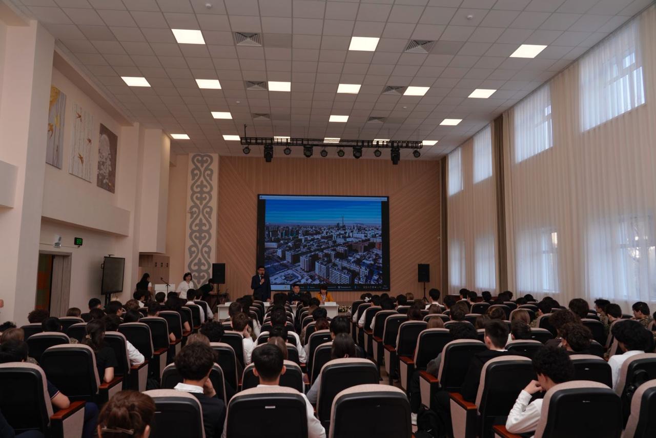 «У легких денег тяжелые последствия»: в Астане школьникам и студентам колледжей показали короткометражный фильм