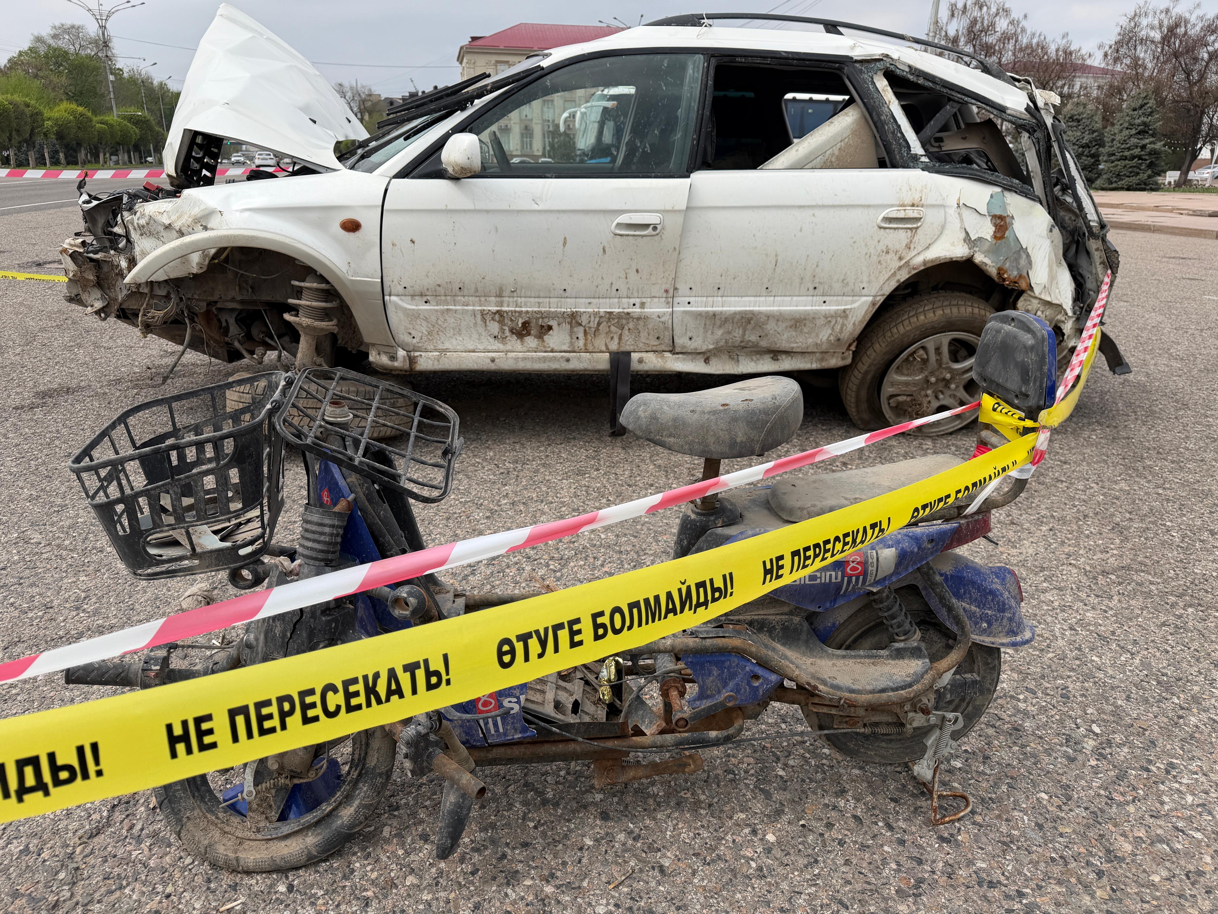 Тоқта да ойлан: Жамбыл облысында полиция қызметкерлері жол ережесін бұзудың салдары туралы ерекше әдіспен ескертті