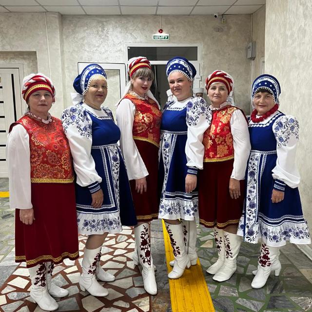 Фольк-шоу группа "Рябинушка"