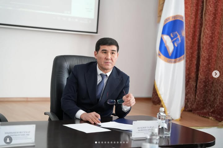 Проведен круглый стол : актуальне проблемы в сфере исполнительного производства