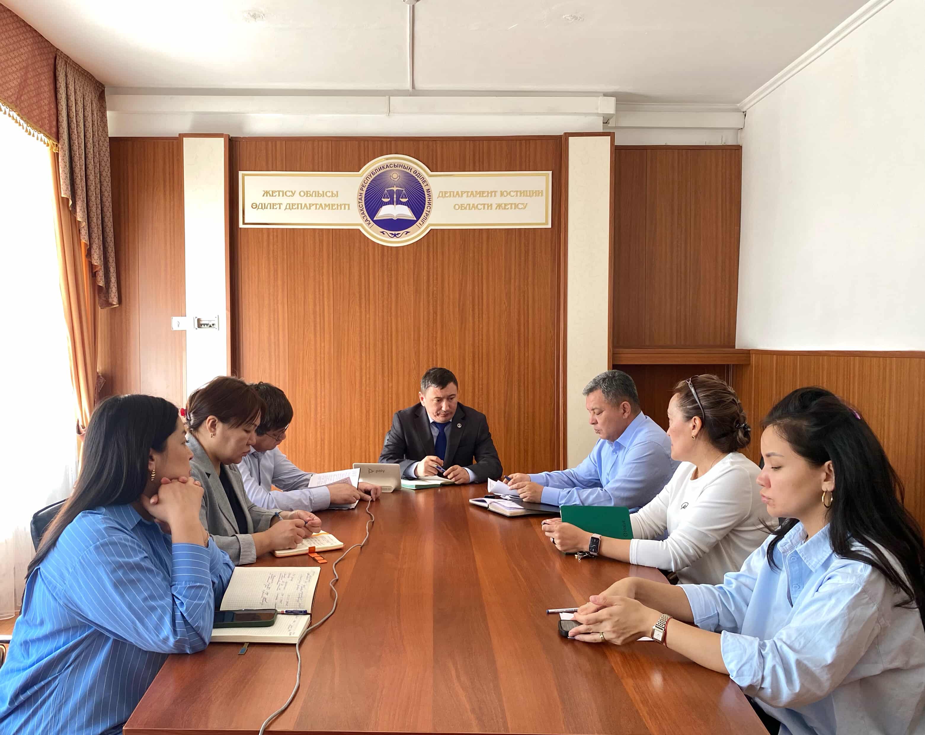 Мемлекеттік органдардың жұмыс уақыты режимін сақтауына байланысты түсіндіру жұмысы жүргізілді