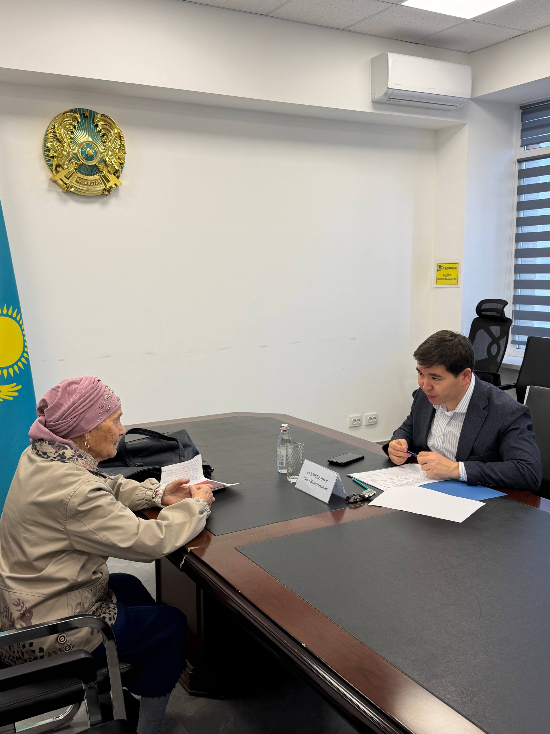 Әуезов ауданының әкімі Егембердиев Абзал Қуандықұлы кезекті жеке қабылдауын өткізді