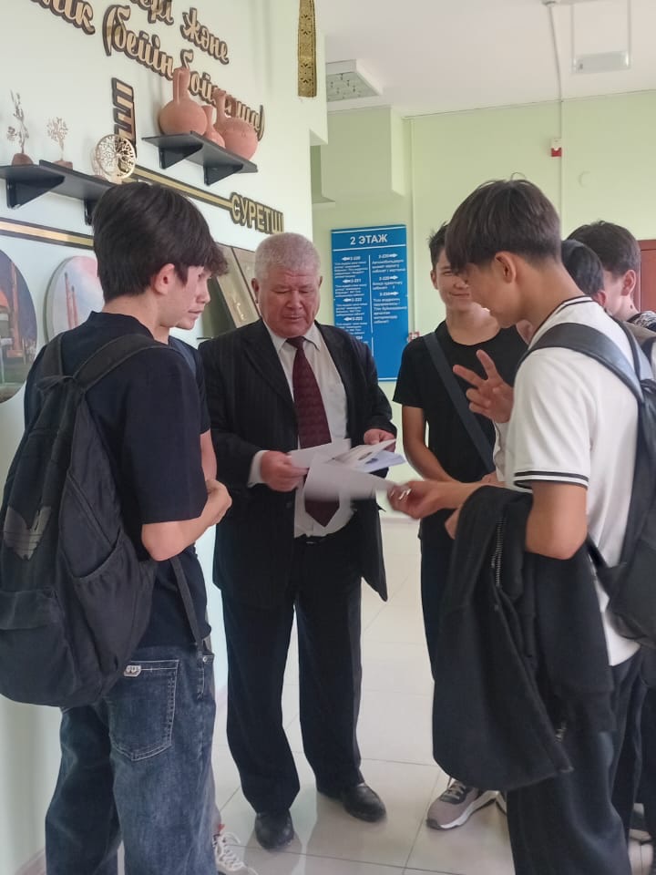 В Туркестанской области для студентов проведена правовая разъяснительная работа