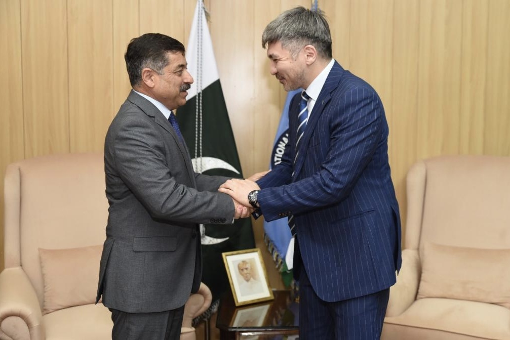 Kazakhstan and Pakistan are Expanding Their Partnership in Education