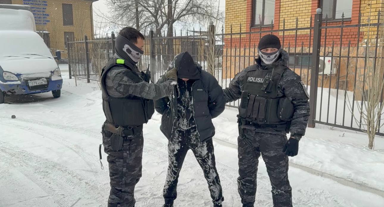 Семейде психотроптық заттарды заңсыз сақтаған 29 жастағы тұрғын анықталды