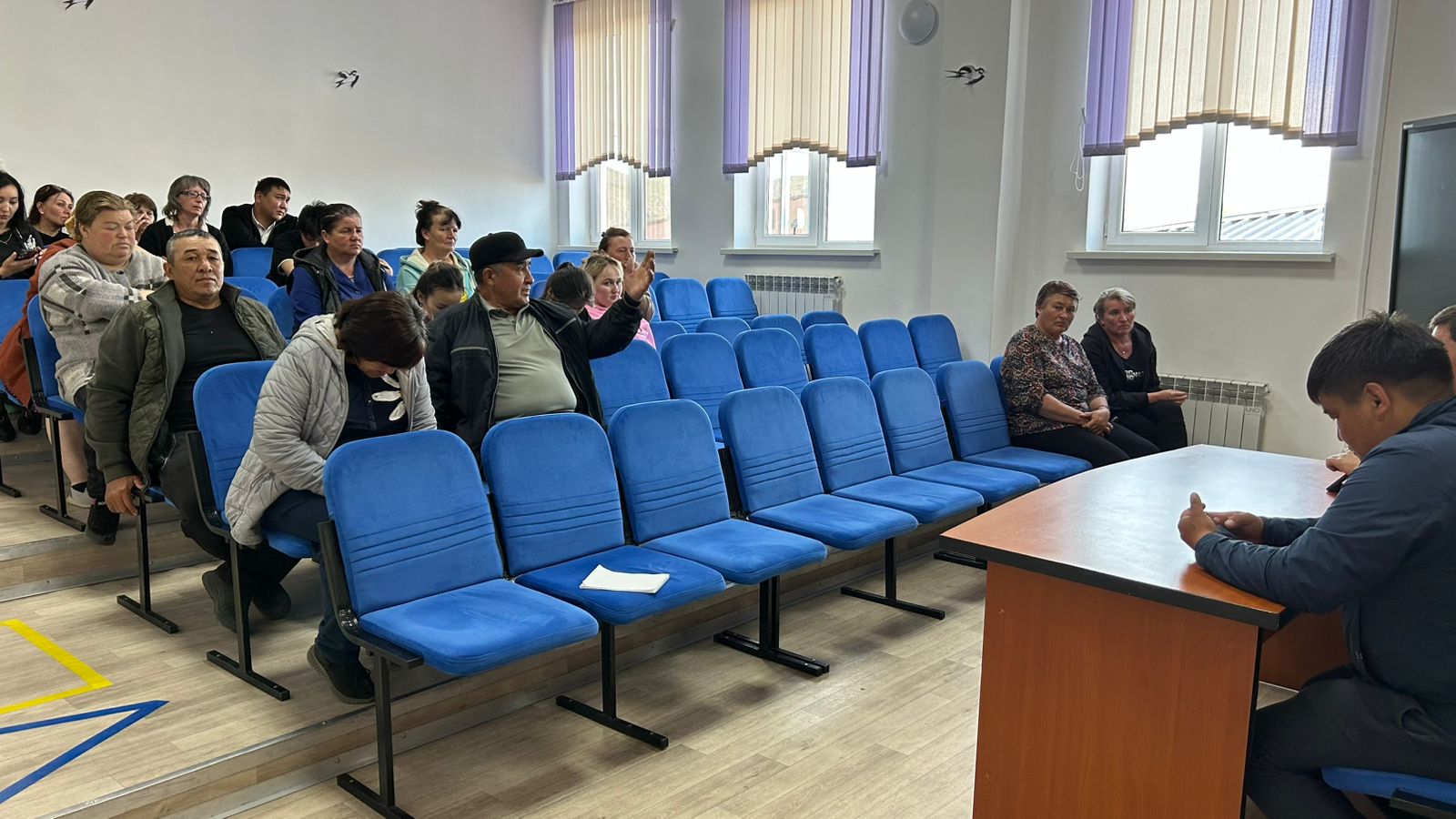 Ауыл тұрғындарымен кездесу