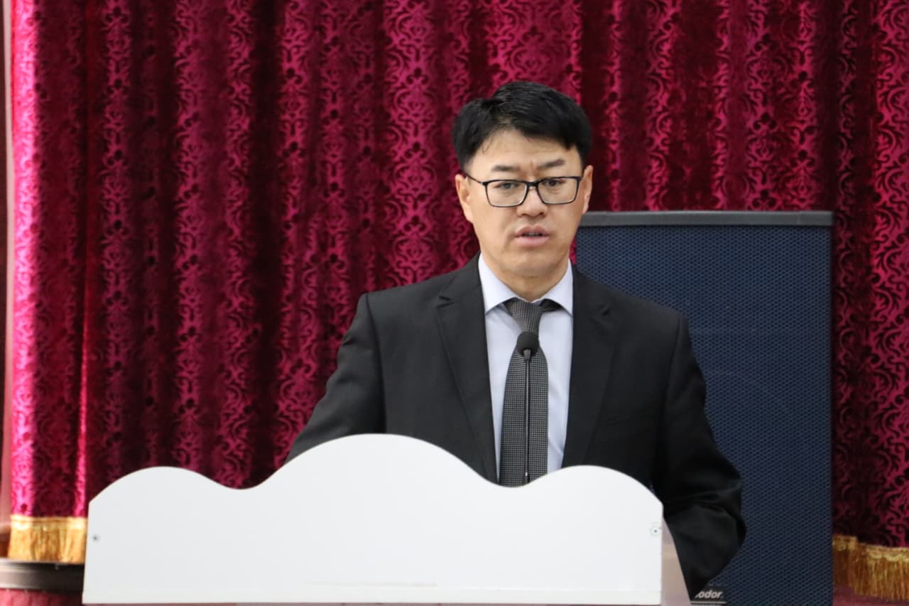 БІРІНШІ МАМЫРДА АУДАН ӘКІМІ ХАЛЫҚПЕН АШЫҚ ДИАЛОГ ЖҮРГІЗДІ