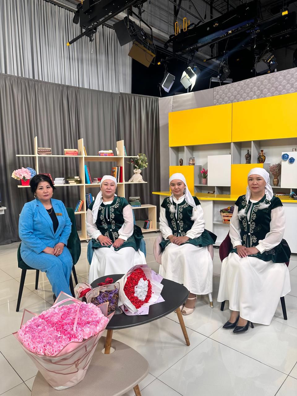 «Эфирдегі өнеге: “Жаны жайсаң жеңгелер” – тәрбиенің тірегі»