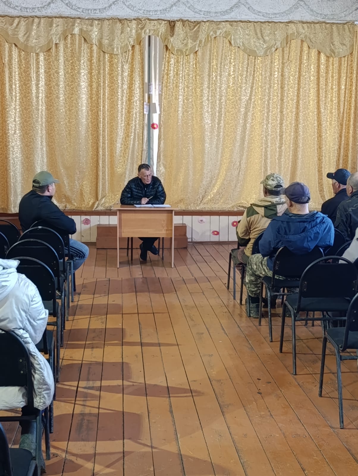 сход жителей села по благоустройству и выпасу скота