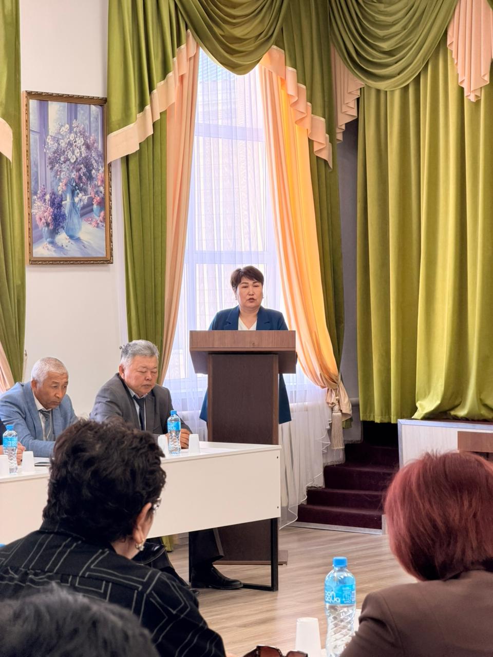 Қызылқоға ауданында білім саласы қызметкерлеріне арналған еңбекті қорғау бойынша семинар өтті