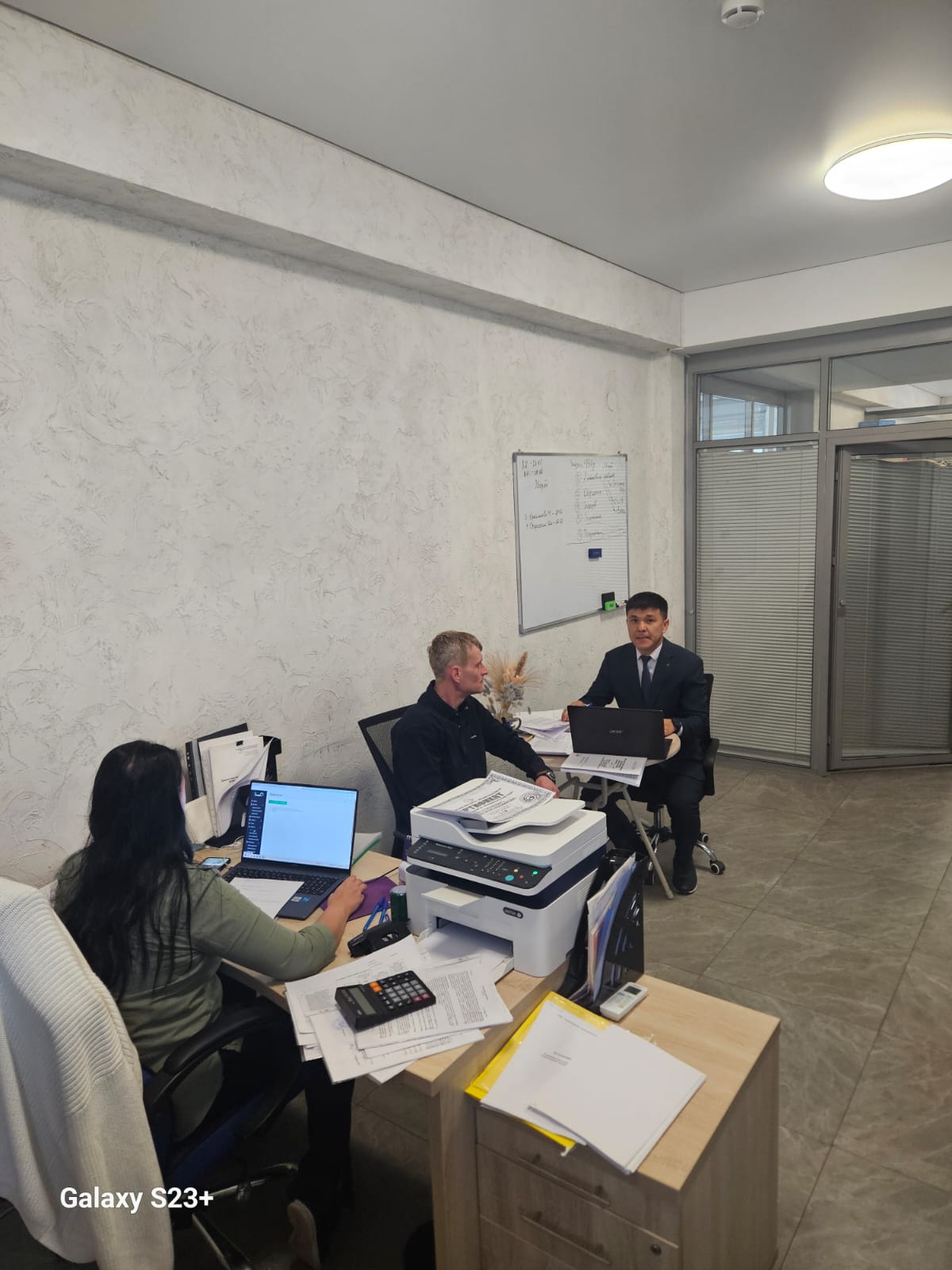 Еңбек жөніндегі мемлекеттік инспектор Ақжолов Е.Р. «ТЭК Караван» ЖШС-де профилактикалық бақылау жүргізді.