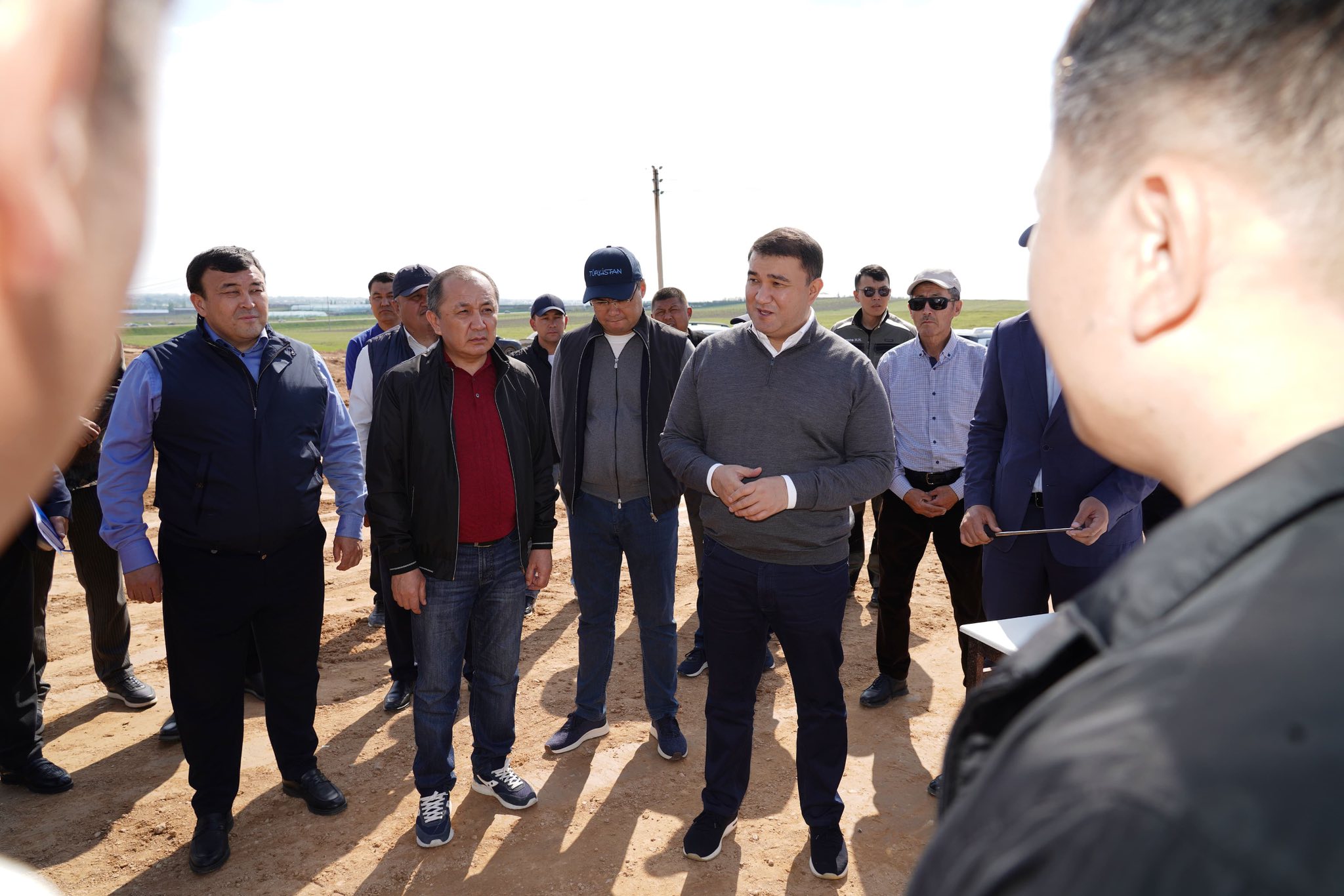 ТҮРКІСТАН: САРЫАҒАШТА ӨНДІРІСТІК ПАРК ҚҰРЫЛЫСЫ ҚАРҚЫНДЫ ЖҮРІП ЖАТЫР