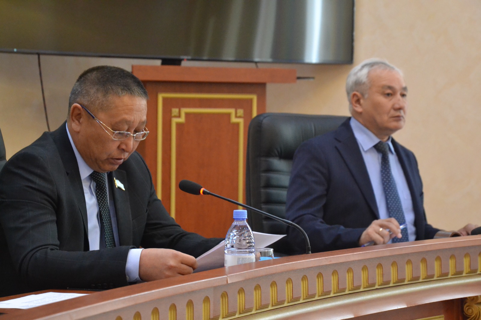 Федоров аудандық мәслихатының кезектен тыс сессиясы өтті