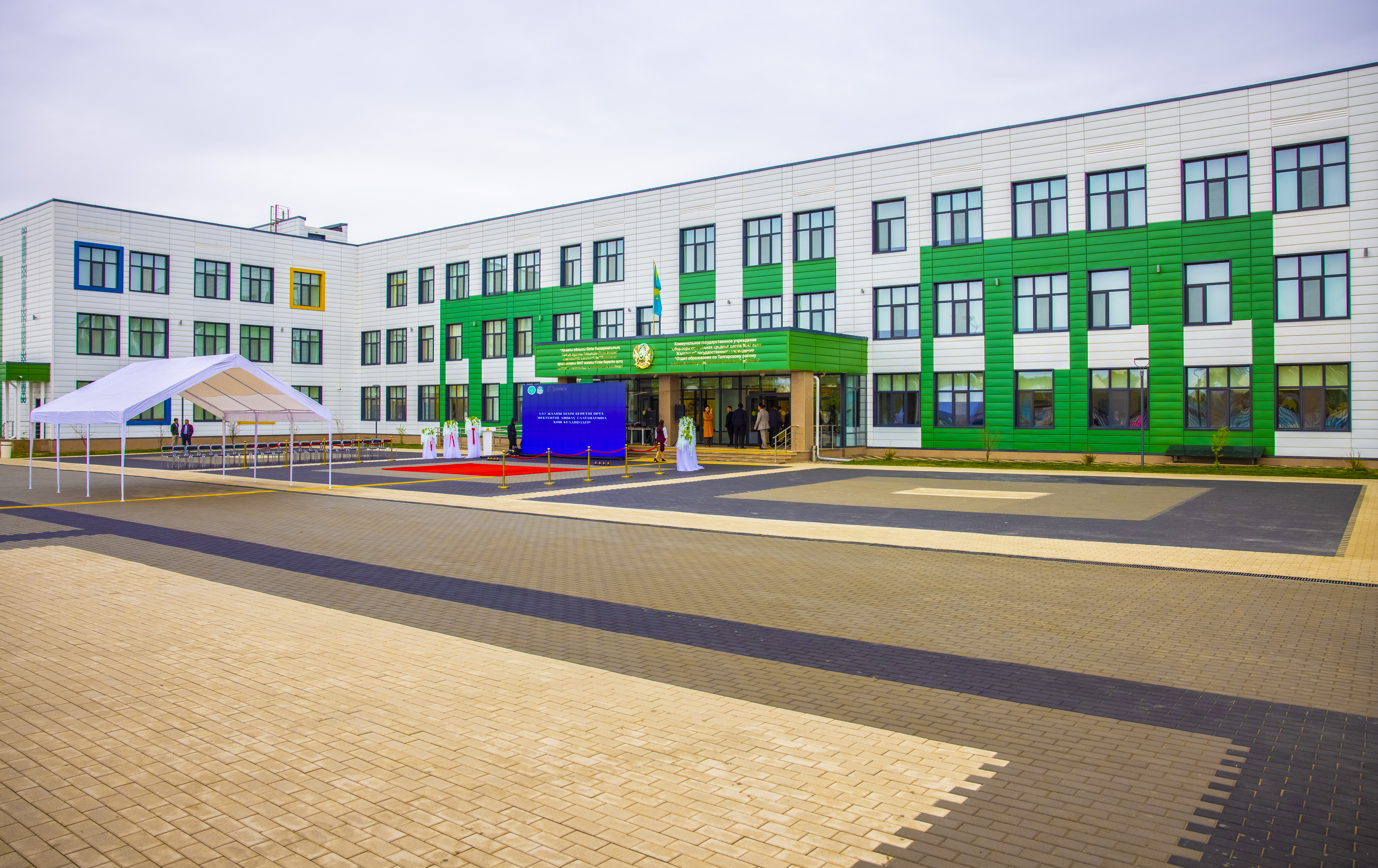 Две новые школы открылись в Алматинской области