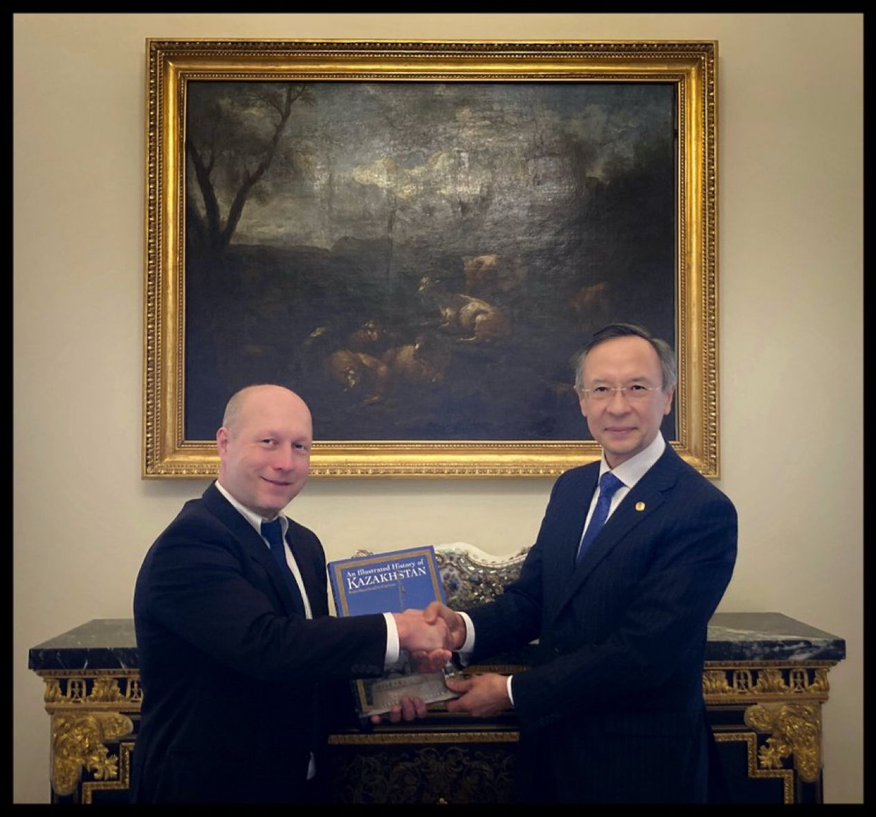 Қазақстандық дипломаттар Чехиямен гуманитарлық ынтымақтастық пен мәдени диалогты қолдау мәселелерін талқылауда