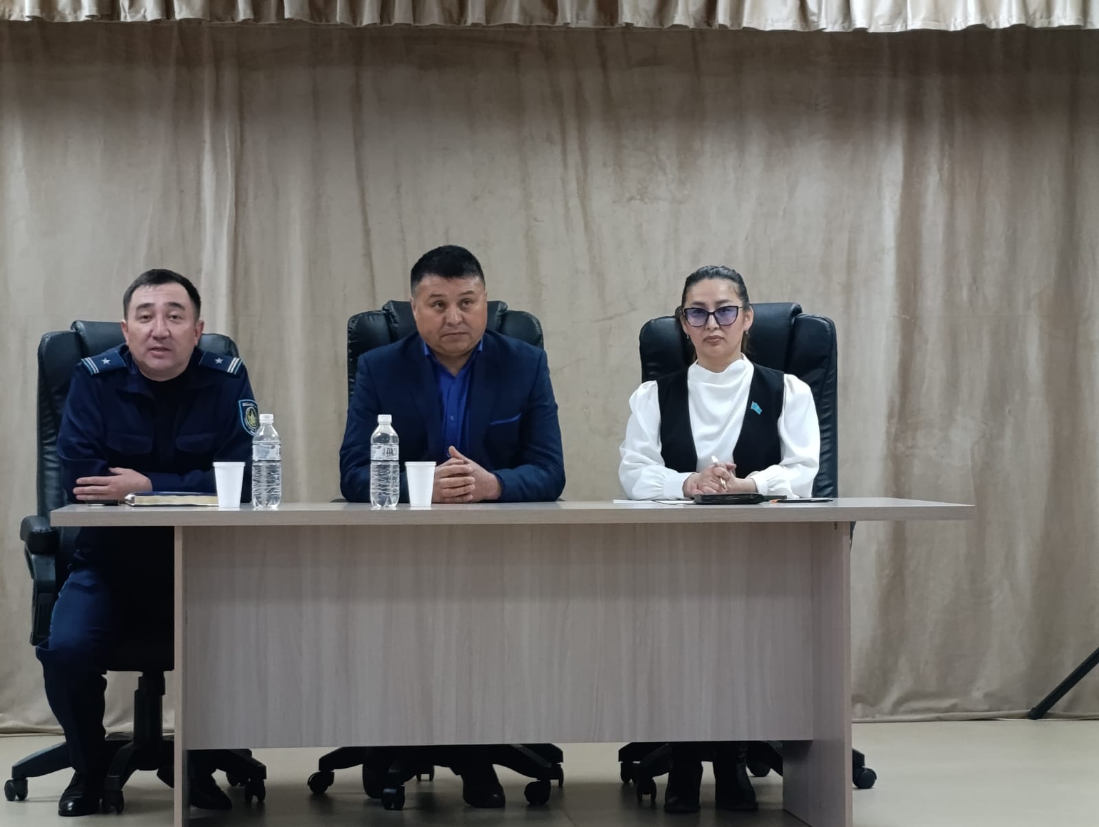 Встреча председателя Есильского районного маслихата  с жителями села Бузулук.