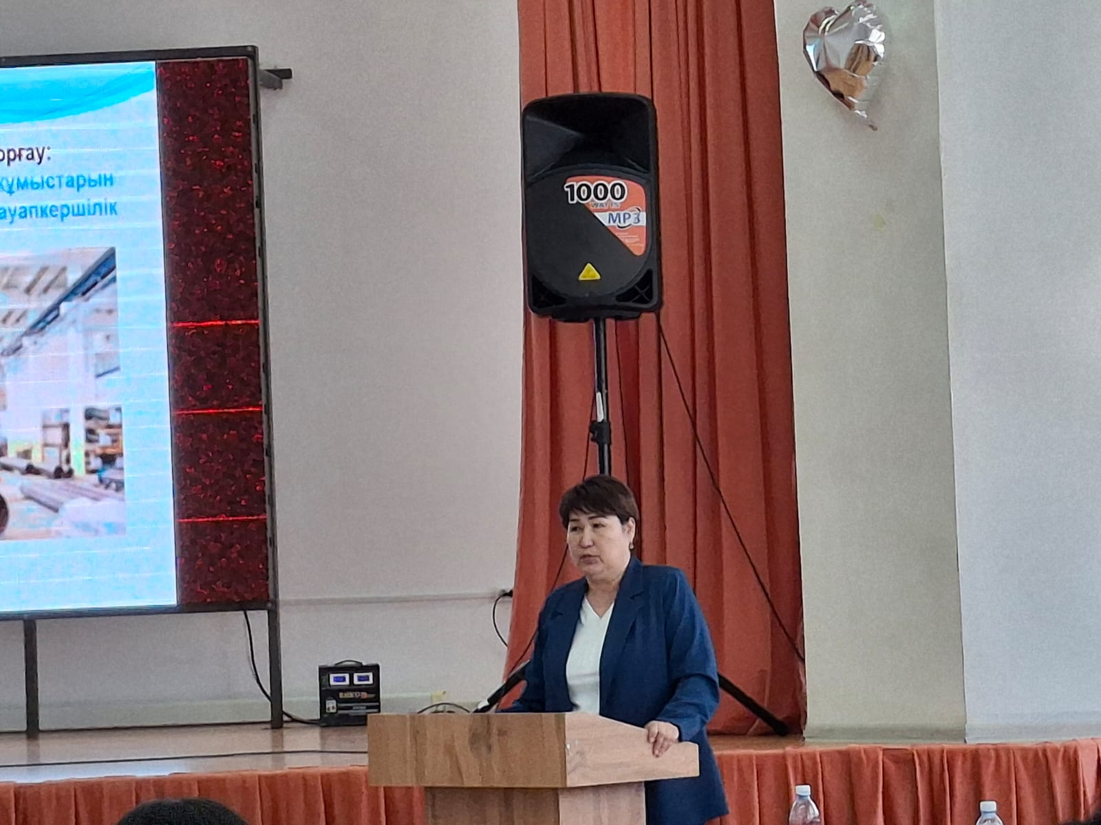 Индер ауданында еңбек қауіпсіздігі және еңбек шарттары мәселелері талқыланды