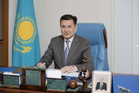ШҚО әкімі өңір тұрғындарын Қазақстан халқының бірлігі күнімен құттықтады