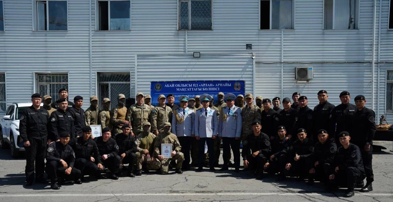 Абай облысында «Арлан» жауынгерлері жаңа арнайы автокөліктерге ие болды