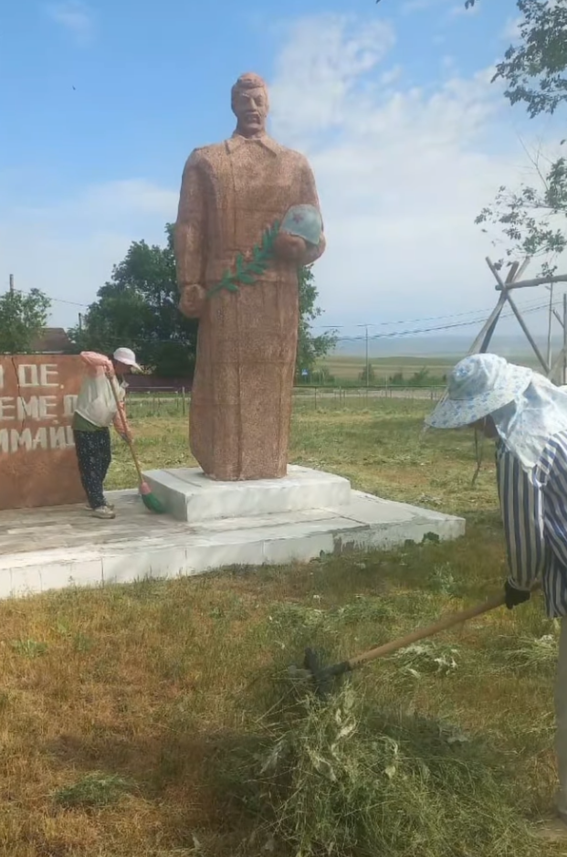 Жеңіс күні қарсаңында тазалық жұмыстары жүргізілді.