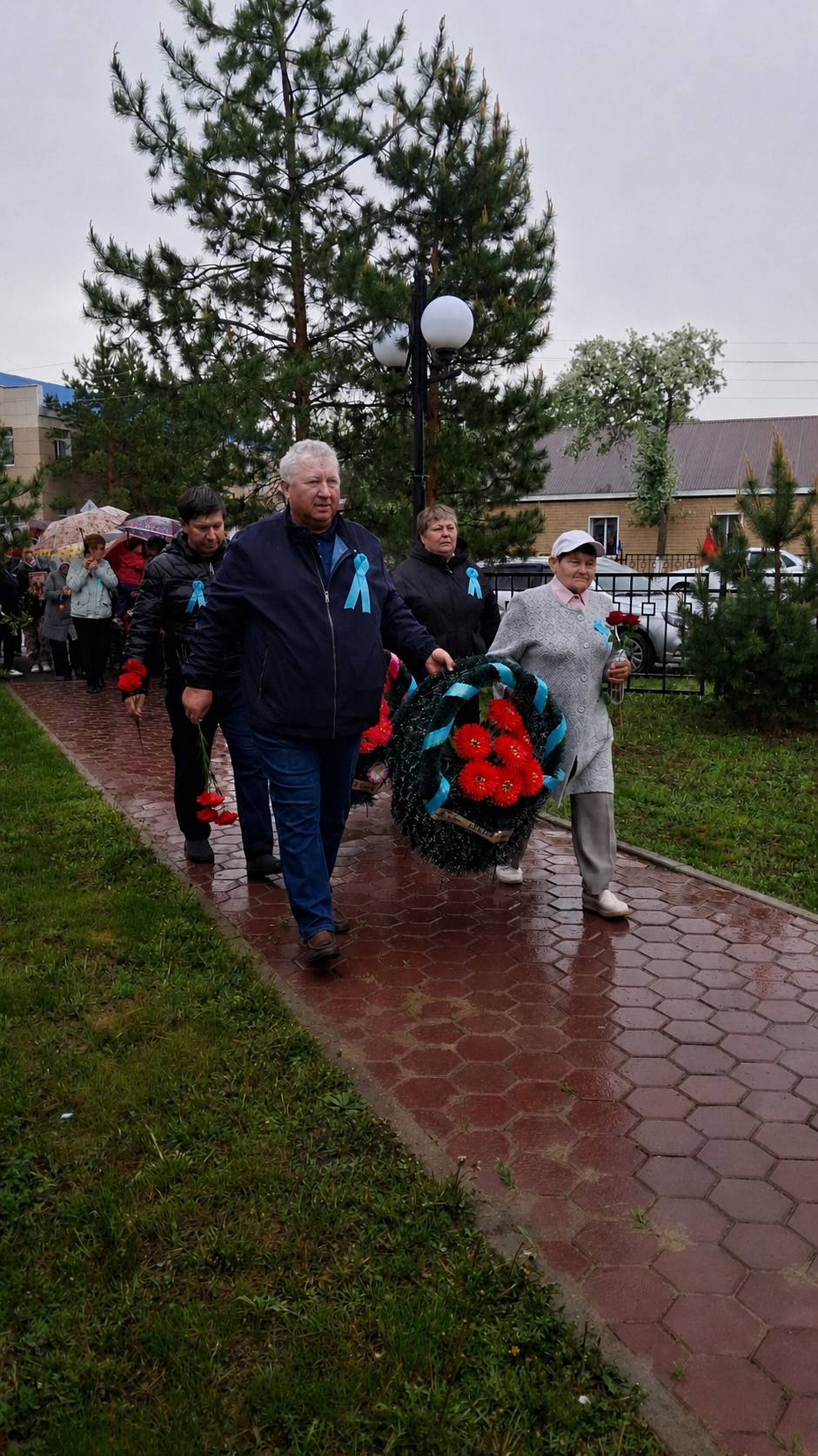 9 мамыр-ұрпақты біріктіретін естелік