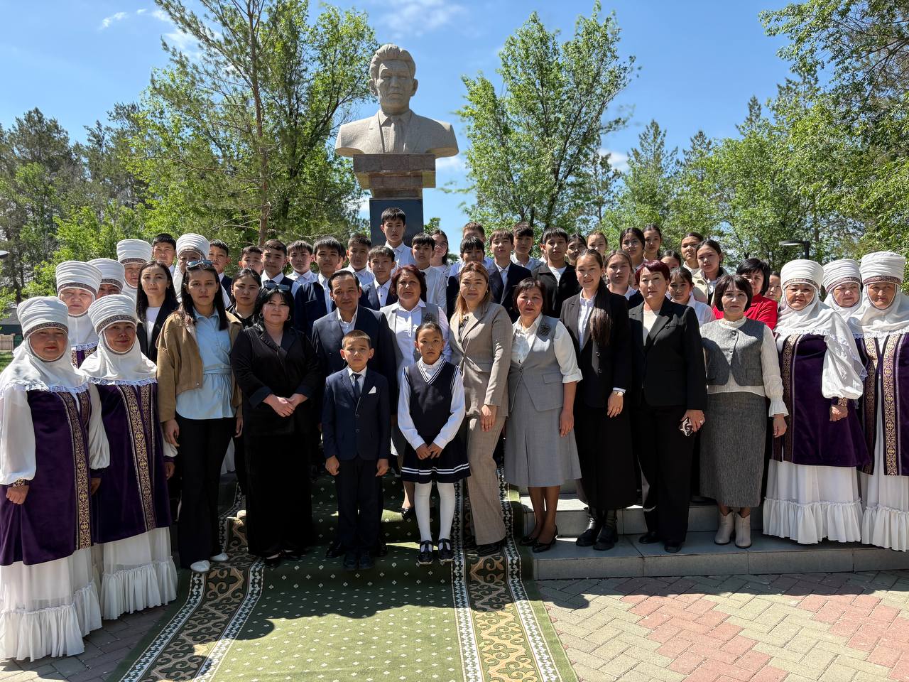 «Әнуар Әлімжанов мұрасы – ұрпаққа өнеге» әдеби-мәдени шара