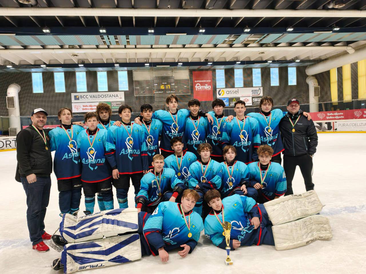 Astana Team шайбалы хоккейден халықаралық турнирде бірінші орынды иеленді