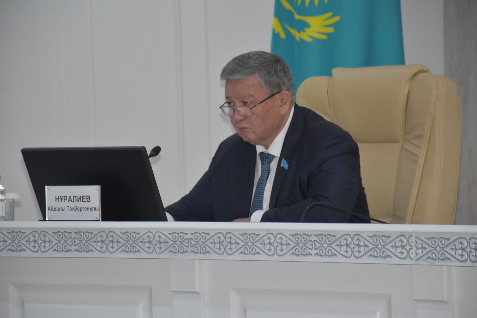 Жамбыл облыстық мәслихатының кезектен тыс XXXIII сессиясы өтті