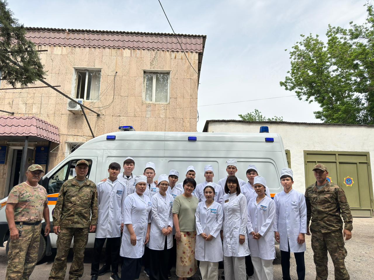 Шымкентте болашақ медицина мамандарына арналған «Ашық есік күні» өтті